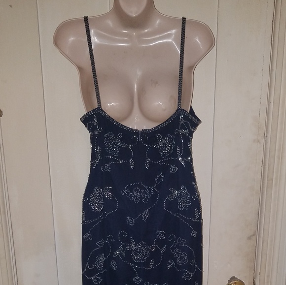 Gorgeous beaded navy blue gown - Picture 3 of 4